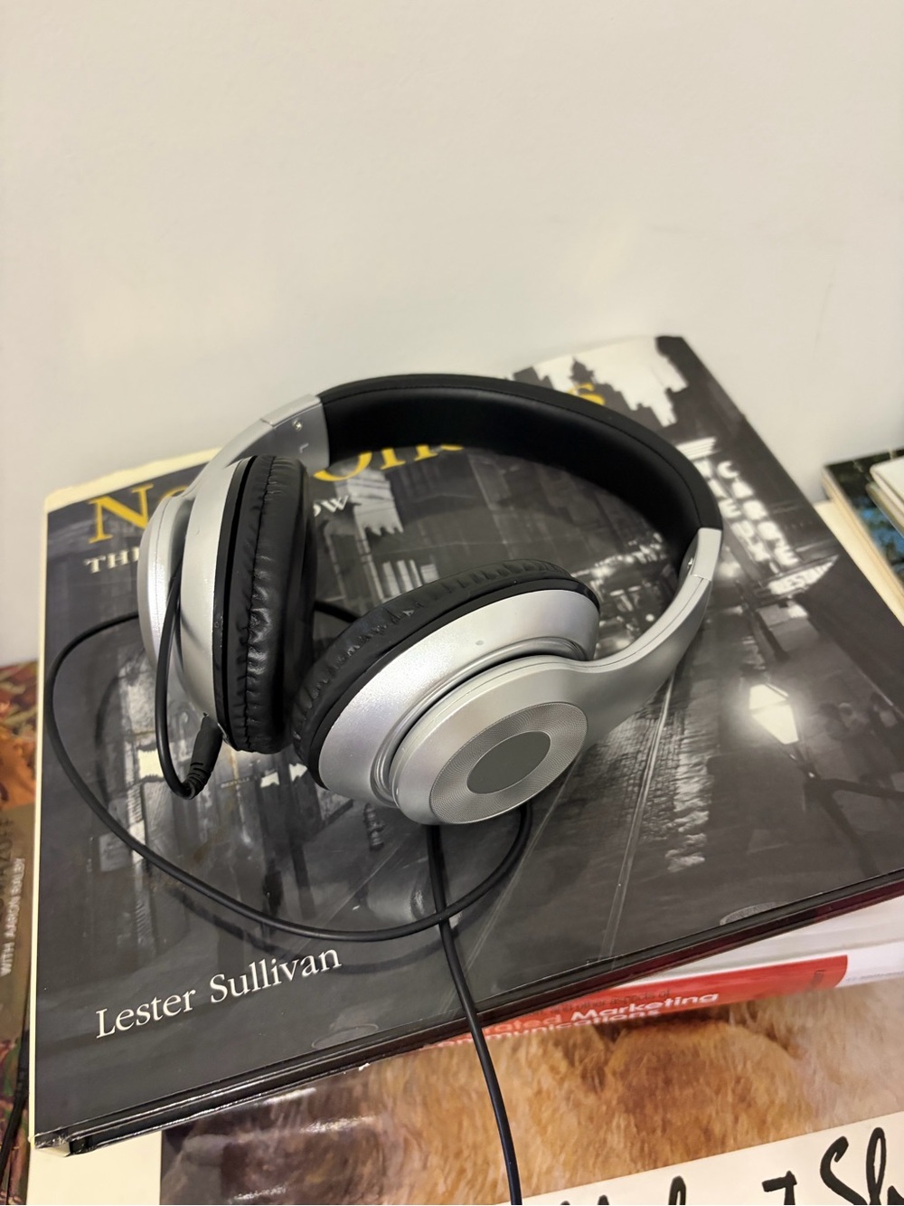Like new Vivitar Silver Over-Ear Wired Headphones - Comfortable, Clear Sound
